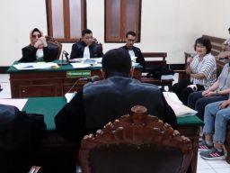 Terdakwa Indro Prajitno Diseret ke PN Surabaya, Perkara Penggelapan Tambang Batubara