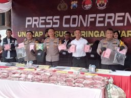 Satresnarkoba Polrestabes Surabaya Ringkus Dua Kurir Antar Provinsi, 144 Kg Sabu Diamankan