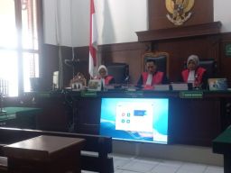 Sidang Perkara Pengiriman Kayu Ilegal, Empat Terdakwa Tidak Hadir