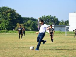 Danpuspenerbal Saksikan Laga Final Danpuspenerbal Cup 2024, Wing Udara 2 Vs Tim Fasharkan Pesud