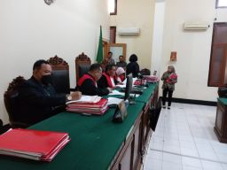 Harsono Terdakwa Judi Online Di Vonis 7 Bulan Penjara