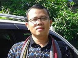Lampu Terang: Mengenang Faisal Basri