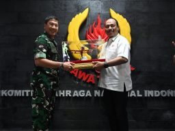 Danlanud TNI AU Abdulrrahman Saleh Kunjungi KONI Jatim