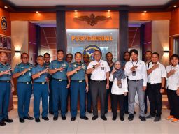 Komandan Puspenerbal Terima Courtessy Call Kepala BPK Perwakilan Provinsi Jawa Timur