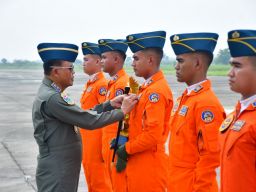 Komandan Puspenerbal Pimpin Acara Tradisi Wingday Pasis Dikpabang XXVlll