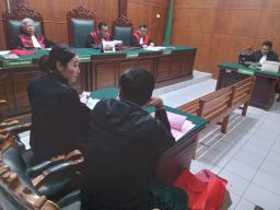 Adhan Sidqon: Perbuatan Terdakwa Dominikus atas Perintah Mia Santoso, Bos PT Prima Global Beverindo