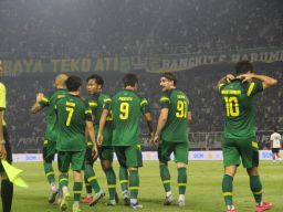 Persebaya Siapkan Komposisi Ideal Saat Jamu PSIM Yogyakarta di Laga Pembuka I.League 2025-2026