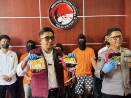 Polda Sulteng Gagalkan Penyelundupan 30 Kg Sabu, Tiga Tersangka Diamankan