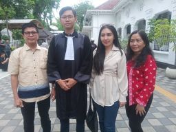 Sidang Terbuka Kasus KDRT Selebgram Vinna Natalia Wimpie