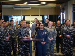 Perkuat Sinergi Maritim Di Kawasan Indo-Pasifik, Kaskoarmada II Hadiri Ice Breaking WPNS JOIP 2025 di Surabaya