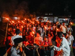 Semarakan dan Pelihara Tradisi di Malam Idul Fitri, Keluarga Besar Kodaeral IX Gelar Gema Takbir dan Pawai Obor