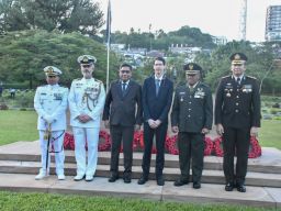 Peringati Hari ANZAC ke-111, Asintel Dankodaeral IX Hadiri Upacara Fajar Peringatan Hari ANZAC ke-111