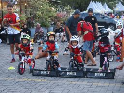 Push Bike Jadi Olahraga Rekreasi Favorit Anak, Komunitas dan AWS Meriahkan HJKS 2026 di Surabaya