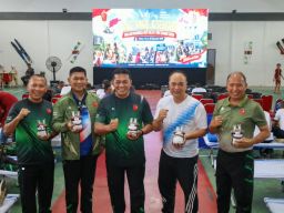 Tempuh Rute Poka - Mako Kodaeral lX, Ribuan Pelari Meriahkan Fun Run HUT ke-81 TNI di Ambon