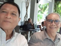 INDONESIA NEGARA MISKIN DENGAN LEMBAGA “EKSTRAKTIF “ PASCA AMANDEMEN 2002