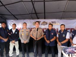 Tim Gabungan Polda Jatim Gerebek Kampung Narkoba Jalan Kunti Surabaya