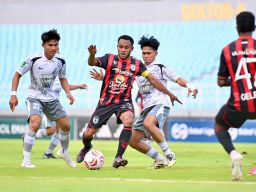 Persipura Tumbang 1–3 dari RANS, Kegagalan Penalti dan Hilangnya Fokus Jadi Petaka