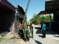 Satgas TMMD ke 106 dan Dishub Sidoarjo Pasang PJU di Desa Kupang