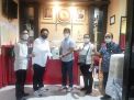 Gaperhu Serahkan Bansos Peduli Cegah Covid-19 Ke Polrestabes Surabaya