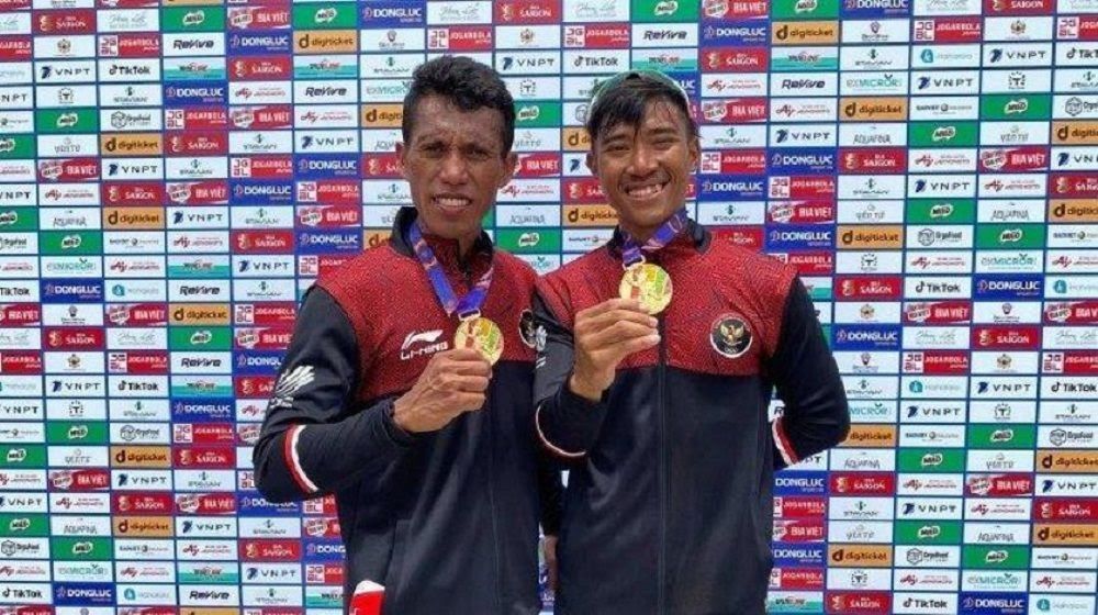 Kakan Rusmanadan Ardi Isedi atlet cabang olahraga (cabor) Dayung Rowing