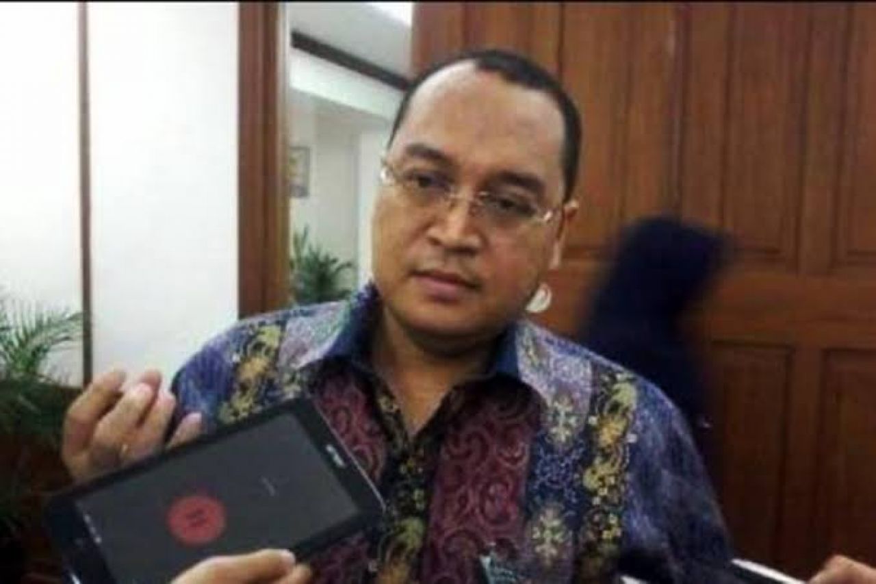 Jadi Tersangka Dugaan Pemerasaan, Firli Bahuri Didesak Mundur dari Ketua KPK