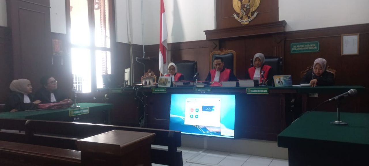 Sidang Perkara Pengiriman Kayu Ilegal, Empat Terdakwa Tidak Hadir