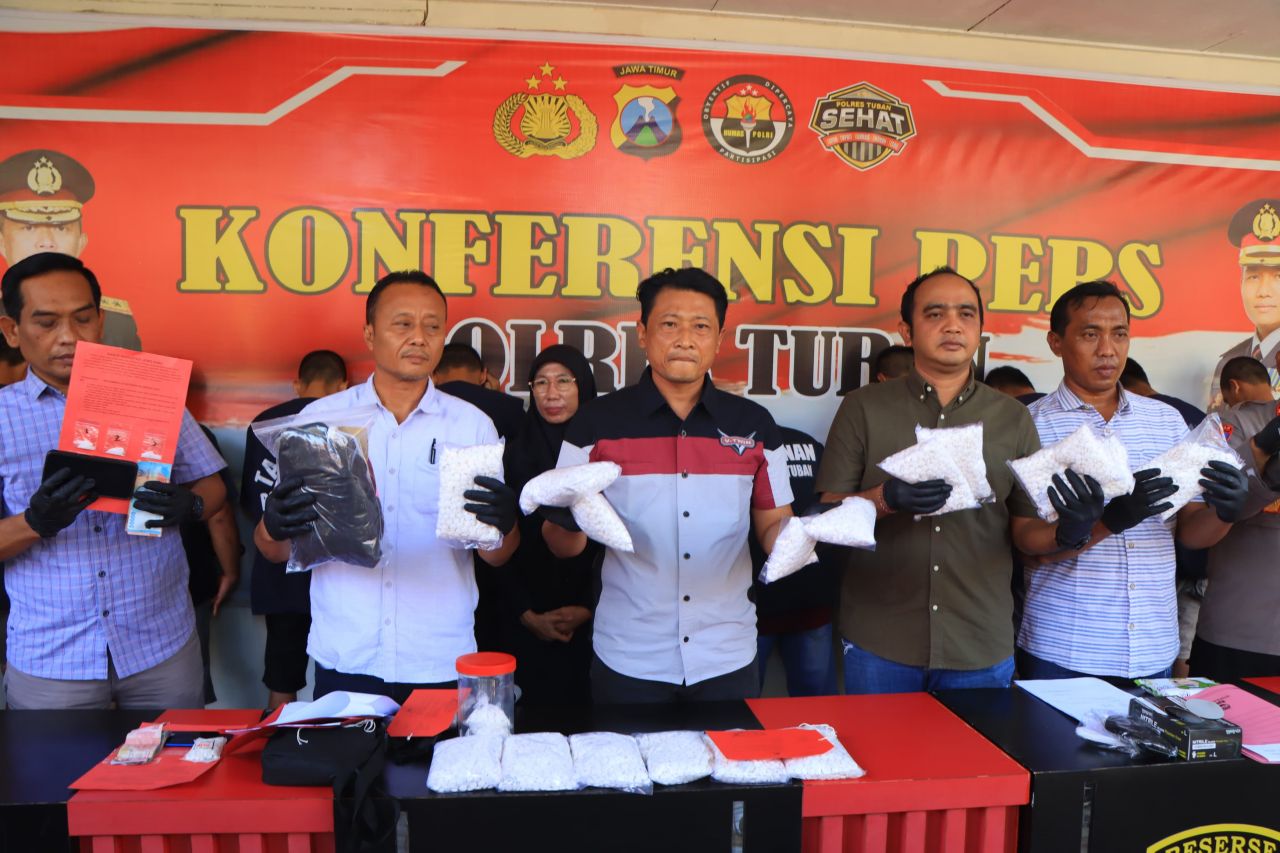 Polres Tuban Berhasil Amankan Jaringan Pengedar Narkoba, Lintas Provinsi 20.200 Butir Carnophen Disita