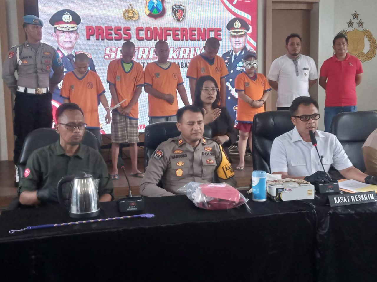 Bejat ! Seorang Anak Digagahi Ayah Kandung, Kakak dan Kedua Pamannya