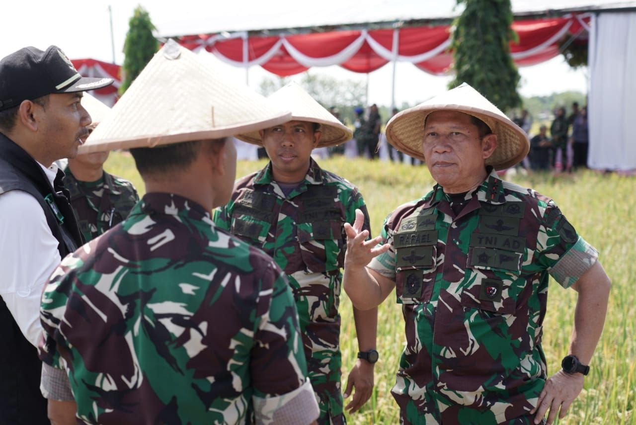 Panen Raya Serentak di Propinsi Jawa Timur