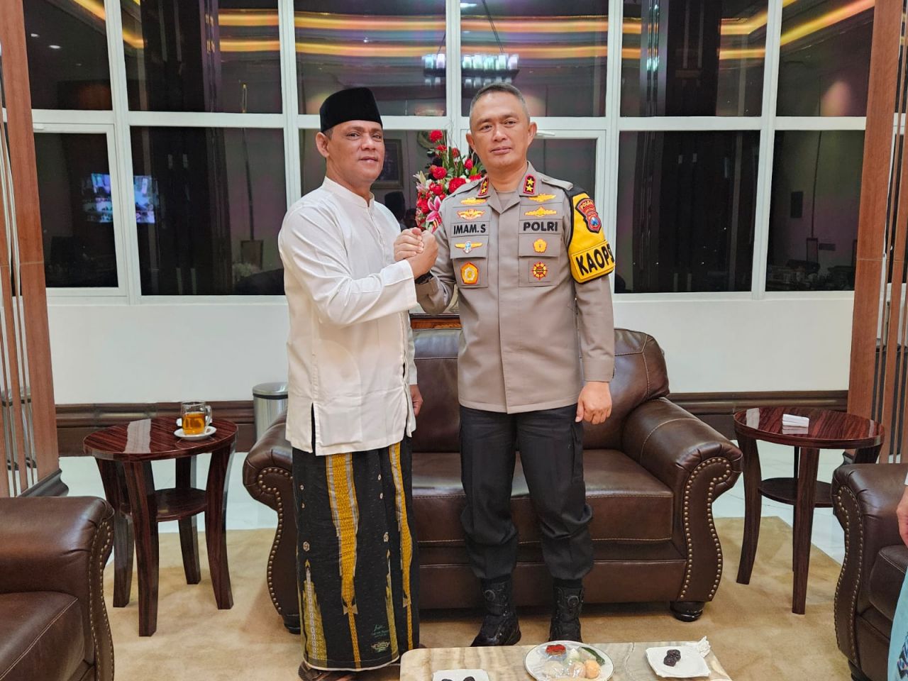 Habib Zaky Al Haddad Bersama Kapolda Jatim Memperkuat Sinergi Antar Tokoh