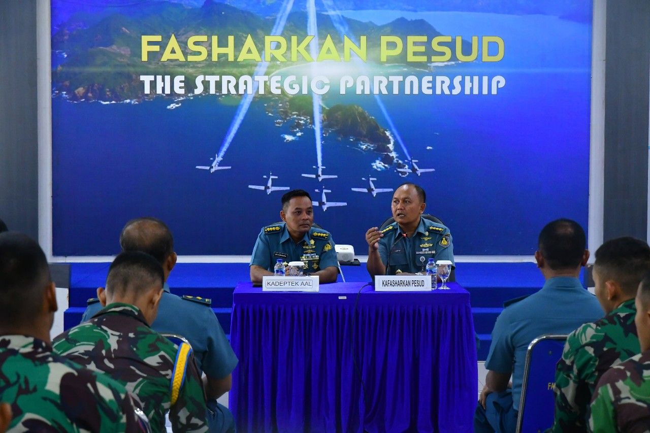 Kafasharkan Pesud Terima Kunjungan Taruna AAL Tingkat lll Angkatan ke-70 Korps Teknik