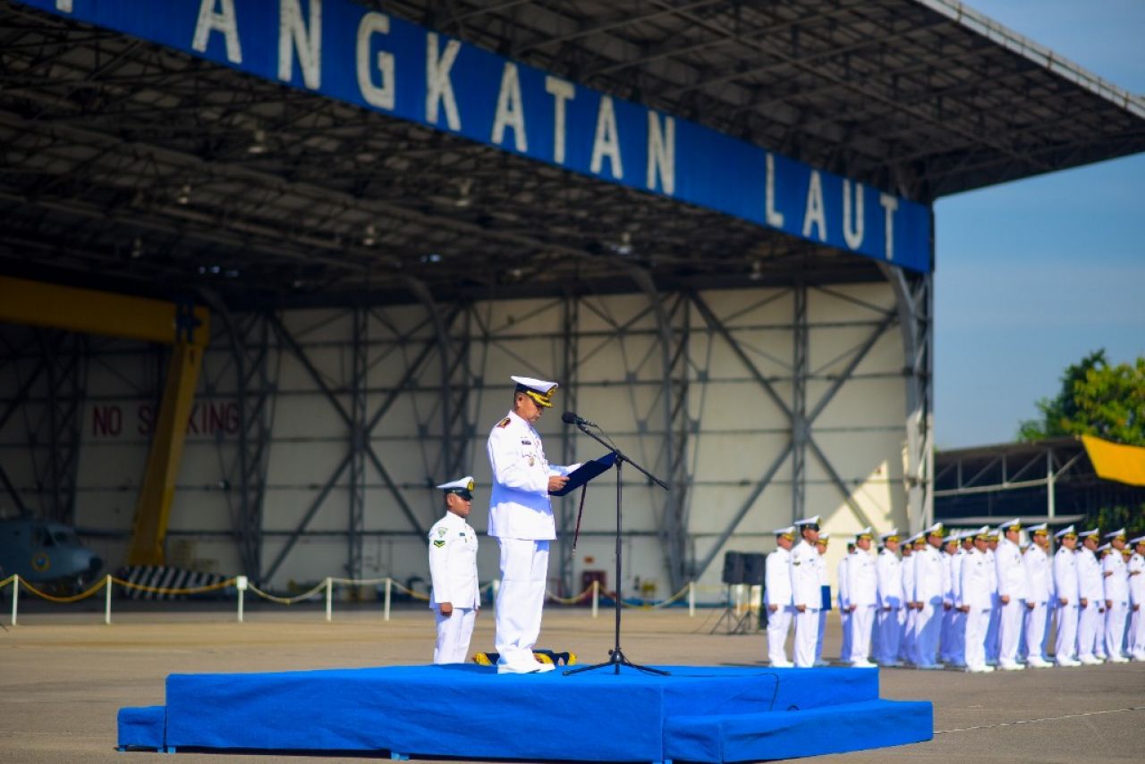 Personel Penerbangan TNl AL Wilayah Surabaya Peringati Hari Lahir Pancasila