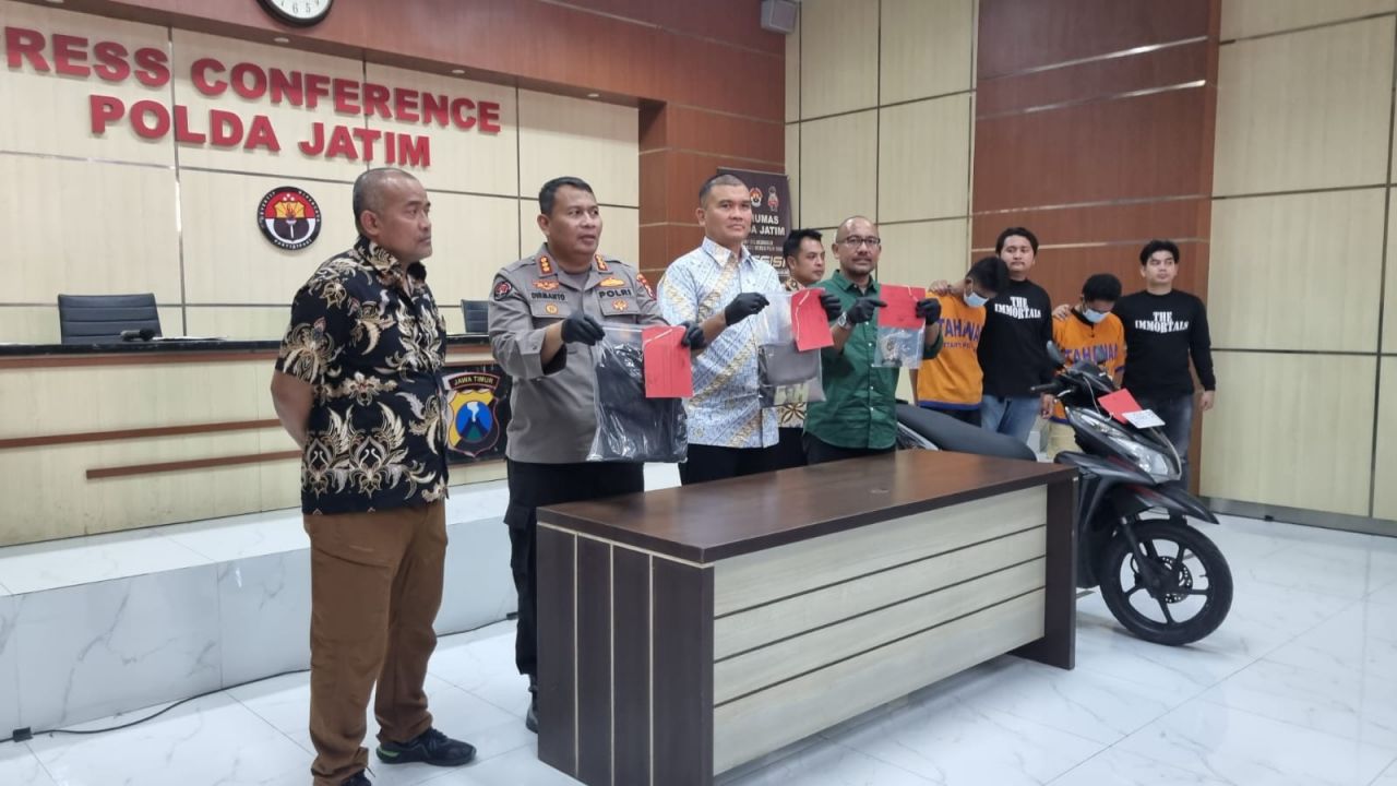 Dua Jambret Menewaskan Mahasiswi Sunan Ampel Dibekuk Ditreskrimum Polda Jawa Timur
