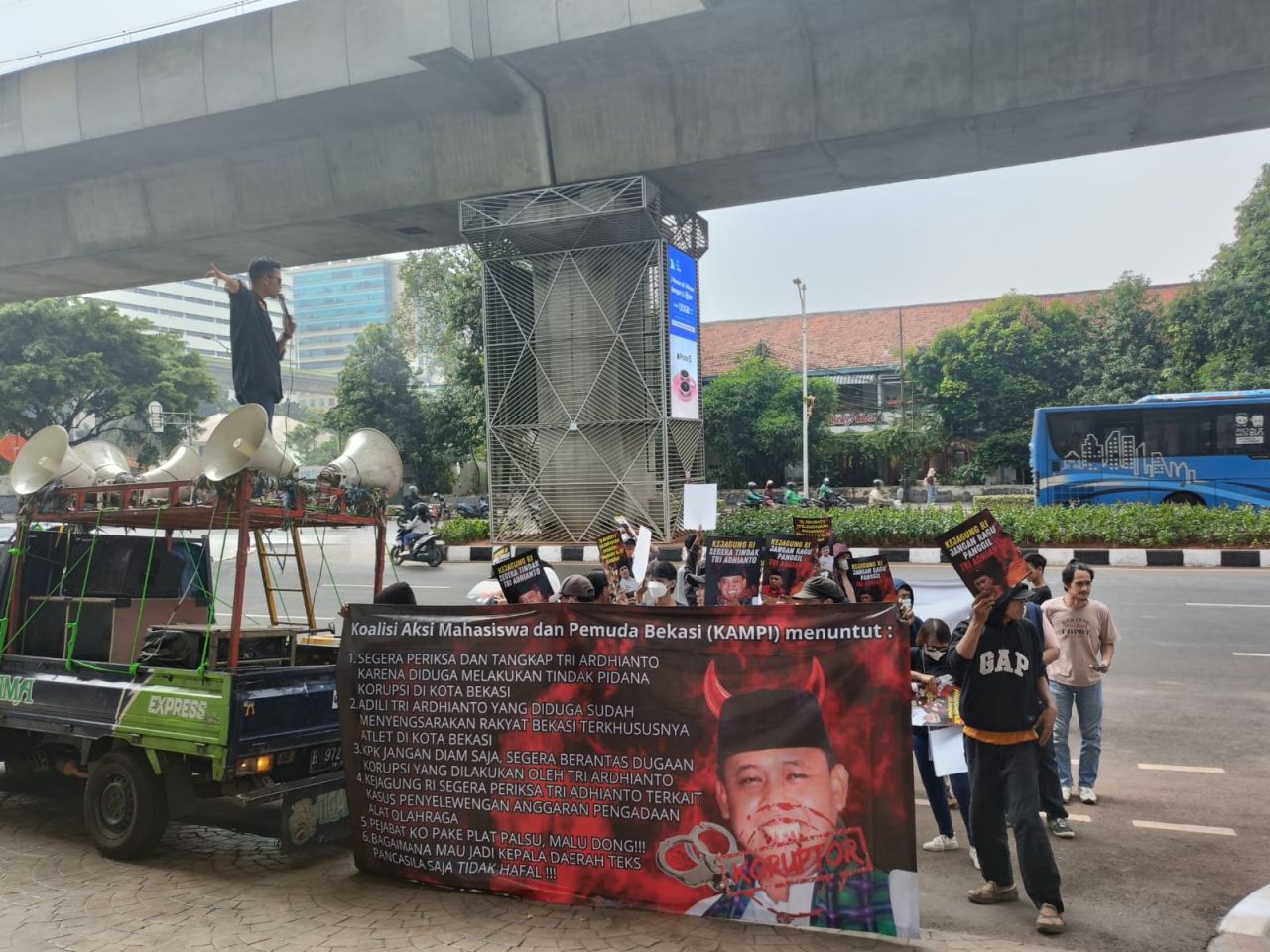 Geruduk Kejagung dan KPK, KAMPI Desak APH Segera Periksa Mantan Wali Kota Bekasi