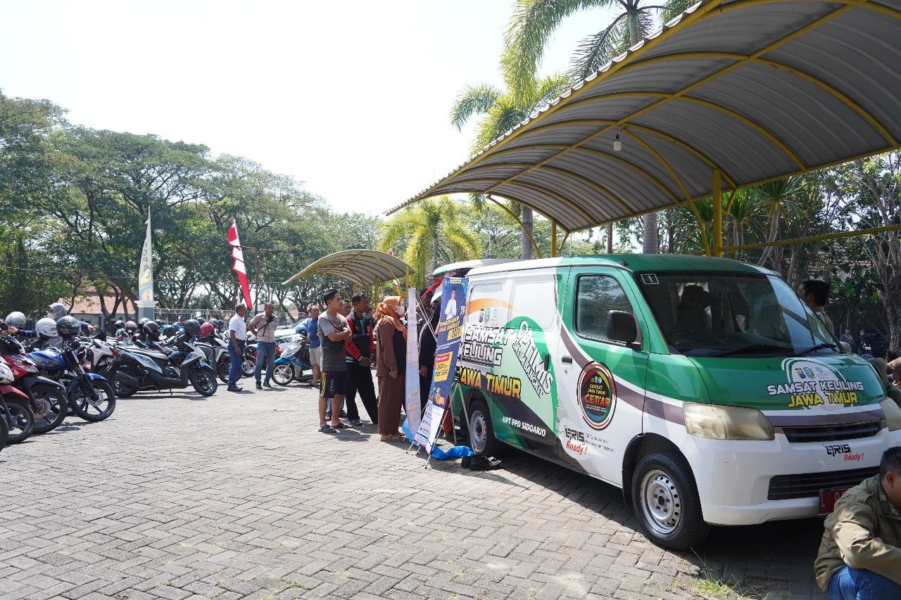 Bersama Samsat Sidoarjo Kota dan Bapenda, Primkopal Juanda Fasilitasi Pemutihan Pajak Kendaraan