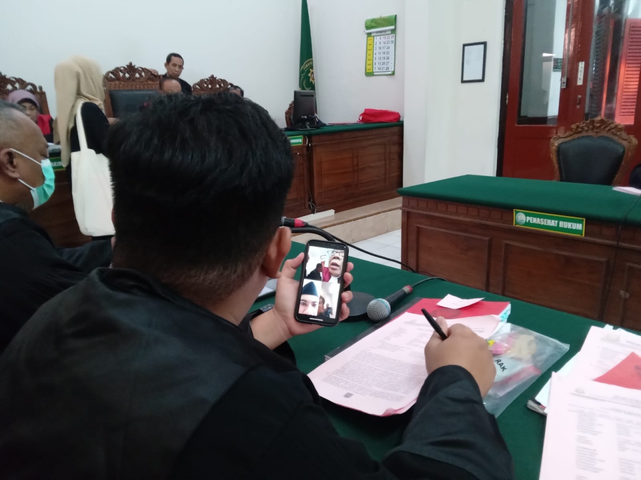 Terdakwa Agus Sugeng Oknum Polisi Dituntut 4 Tahun Penjara