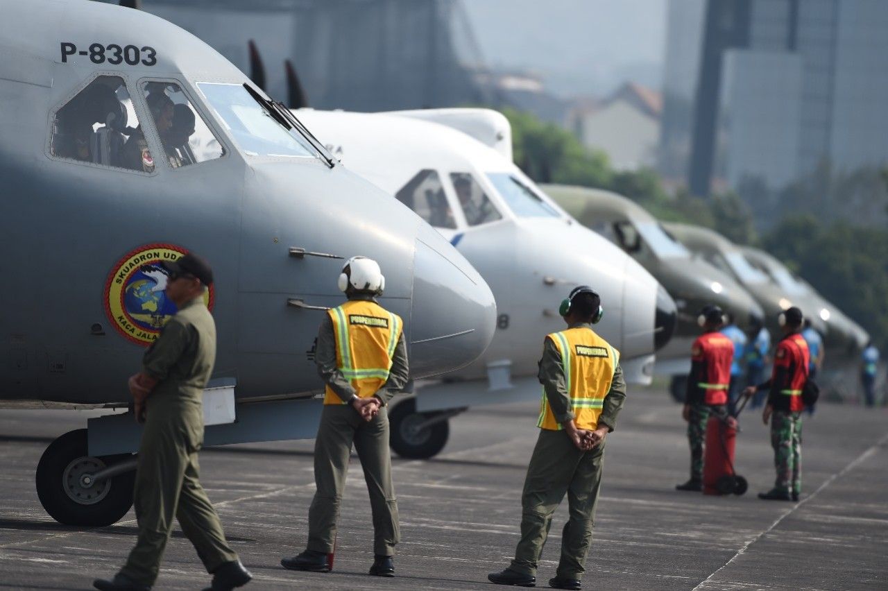 Puluhan Pesud Puspenerbal Tampil Dihadapan Presiden dalam HUT ke-79 TNI, Tunjukkan Kekuatan TNI AL
