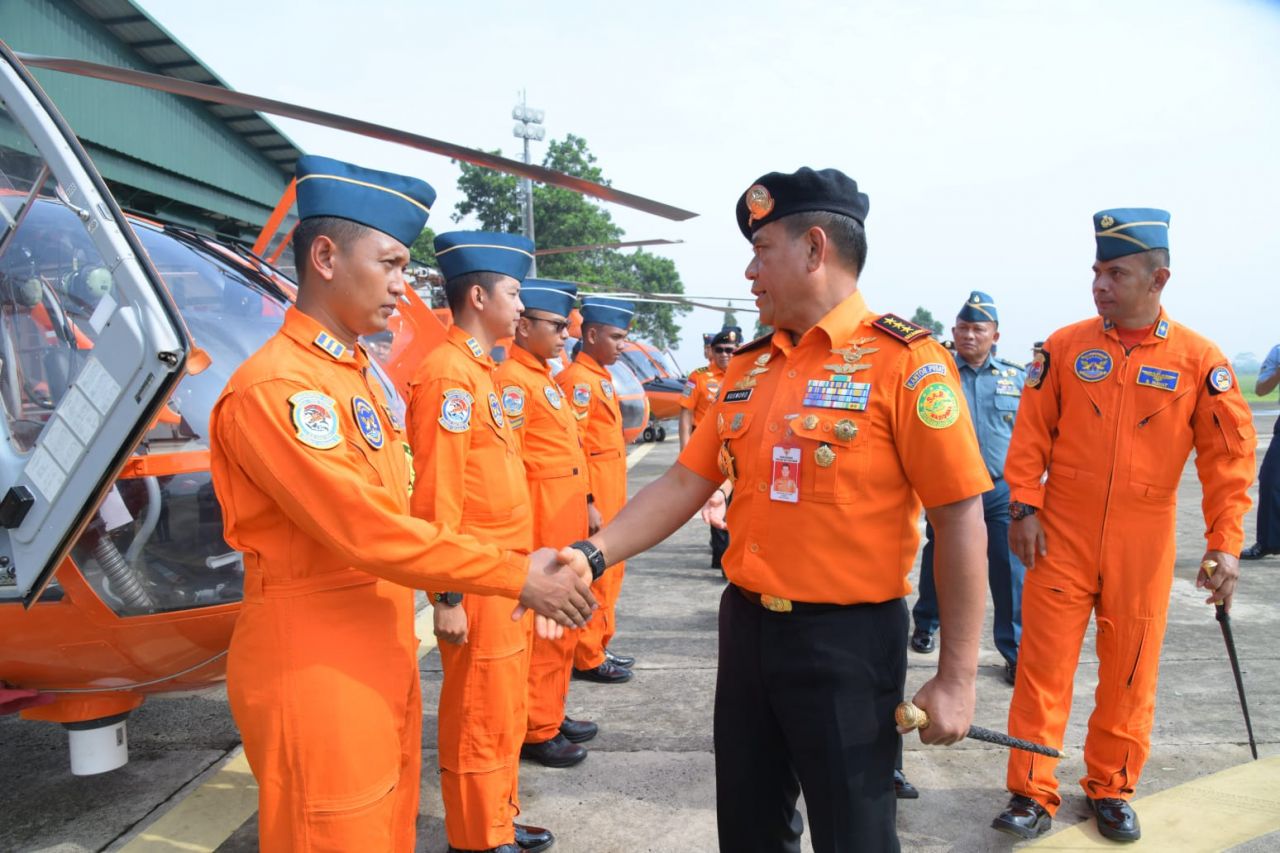 Puspenerbal Terima Tiga Helikopter BO-105 dari BASARNAS