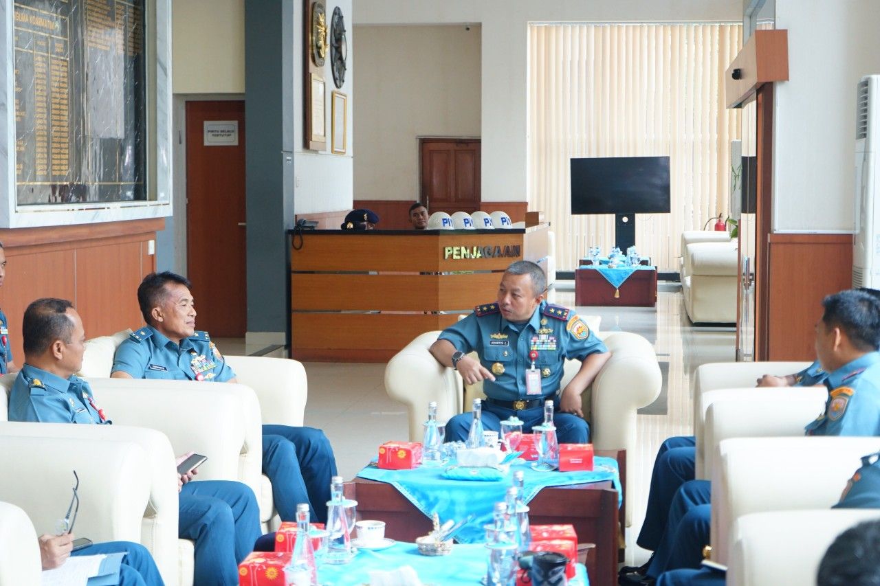 Evaluasi Kinerja Jelang Akhir Tahun, Pangkoarmada II Pimpin Morning Brief