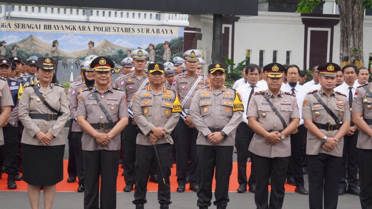 Kapolrestabes Surabaya Pimpin Langsung Sertijab Jajaran