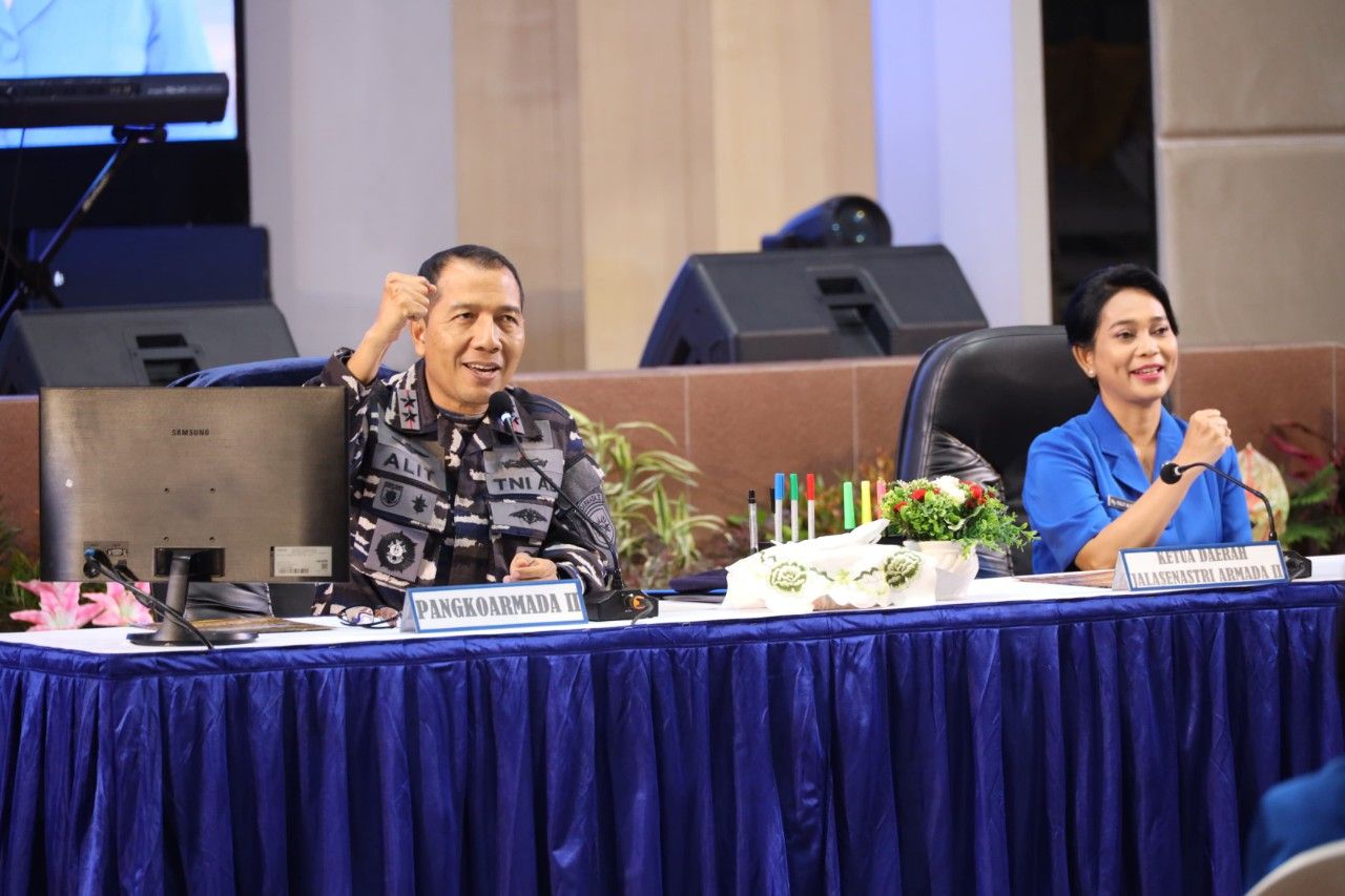 Pangkoarmada II Sampaikan Visi dan Misi dalam Entry Briefing Bersama Prajurit dan PNS Koarmada II
