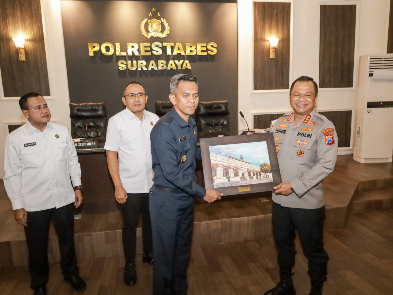 Kunjungan Serdik Sespimmen Polri ke Surabaya: Menjalin Sinergi, Memperkuat Kepemimpinan Presisi