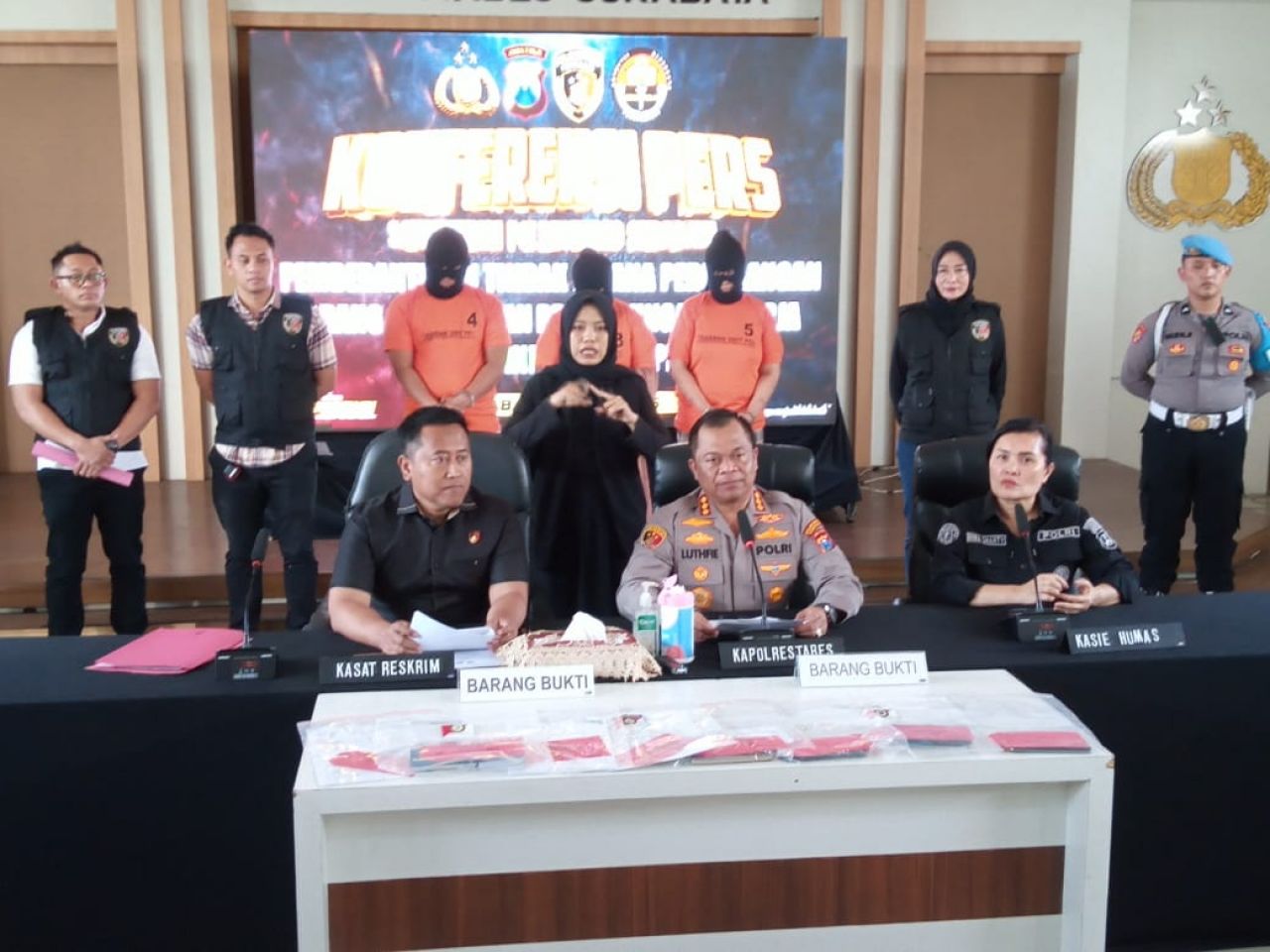 Satreskrim Polrestabes Amankan 3 Tersangka Kasus TPPO
