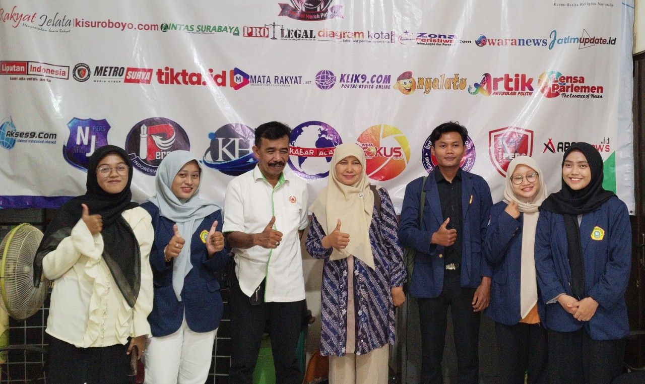 Lima Mahasiswa Sastra Inggris UTM Ikuti Program MBKM di PT Harnasnews Media Utama Surabaya