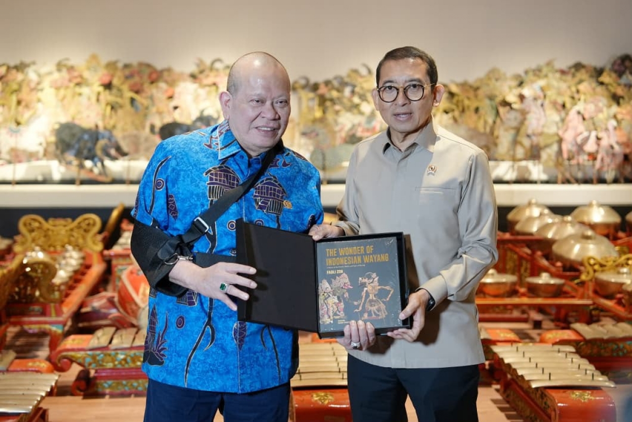 Perjuangkan Pelestarian Aksara Kawi, LaNyalla Temui Fadli Zon
