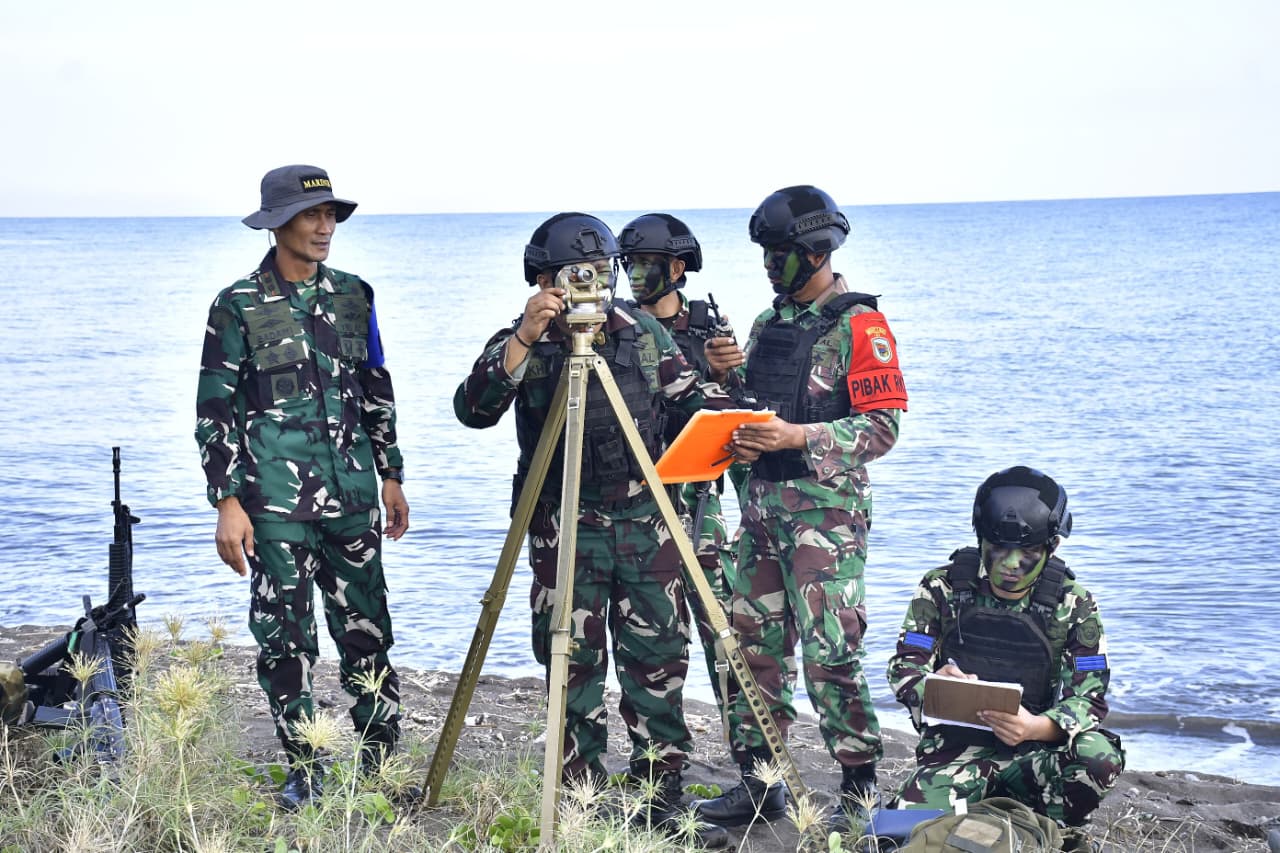 Tingkatkan Kemampuan Tempur dan Profesionalisme Prajurit, Menart 2 Marinir Gelar Latihan LSD dan LSL