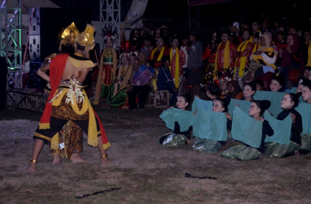 Kilas Budaya Kota Batu Dalam Tari Kolosal Giri Mantana Ing Songgoriti