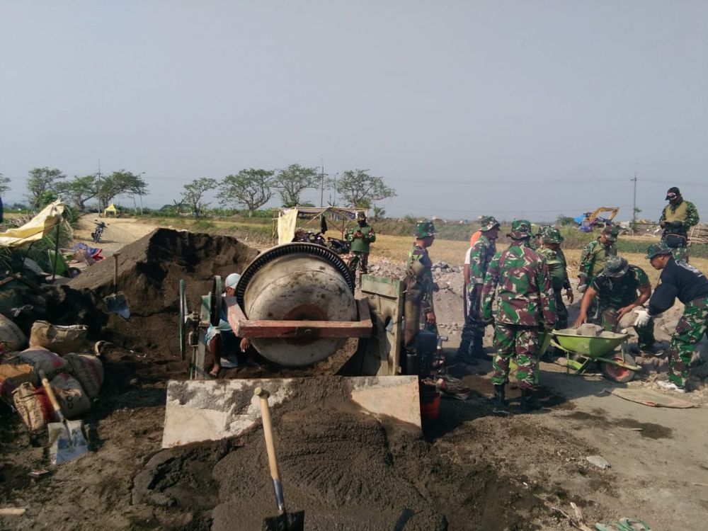 Optimis Satgas TMMD Segera Selesaikan Pembangunan Jalan Desa Kupang