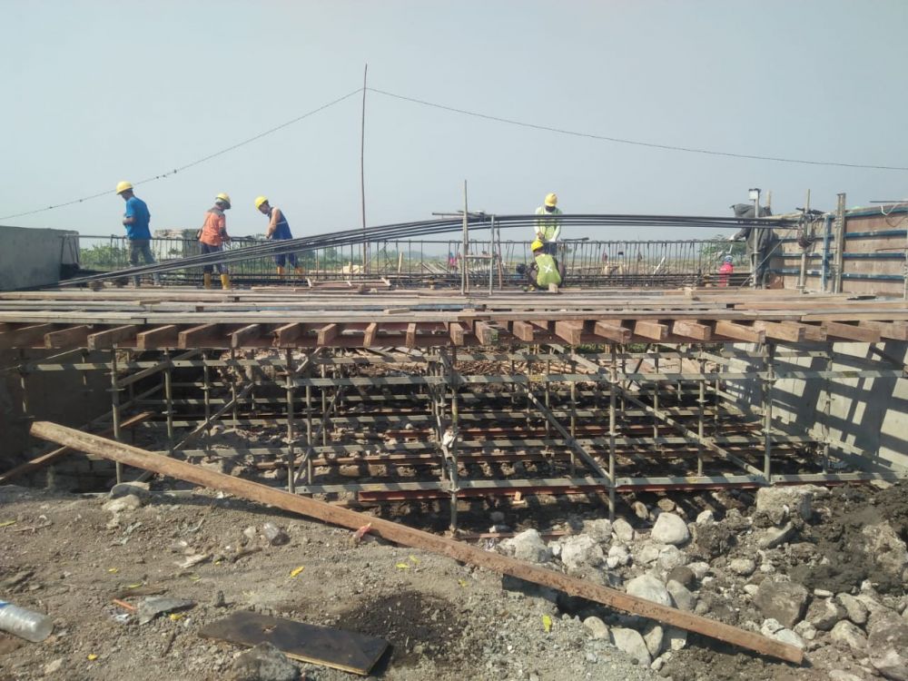 Satgas TMMD 106 Percepat Pengerjaan Jembatan di Desa Kupang