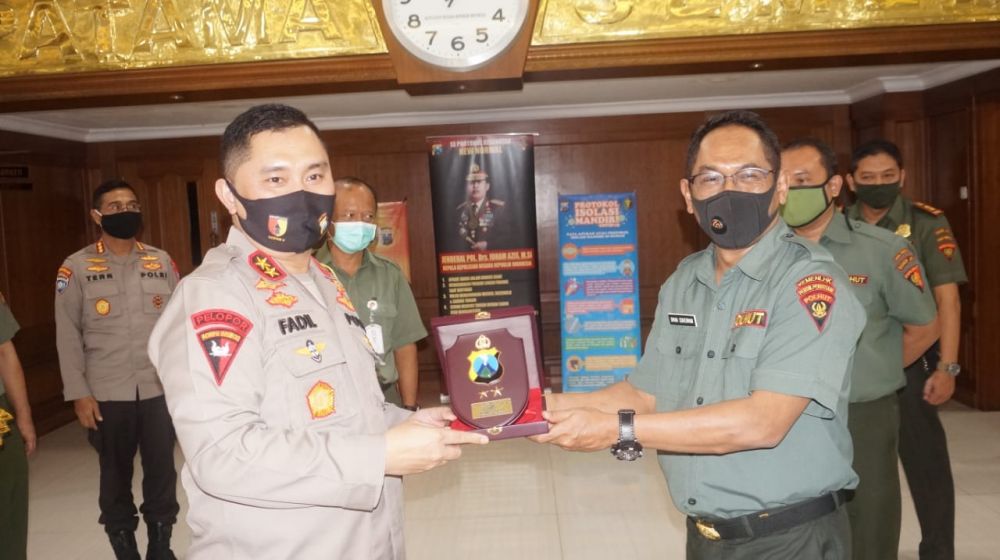 Kadivre Perhutani Jatim Temui Kapolda Jatim Bahas Keamanan Hutan